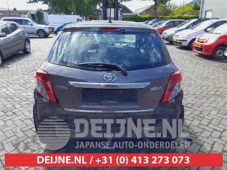 Toyota Yaris Yaris III (P13), Hatchback, 2010 / 2020 1.0 12V VVT-i picture 6