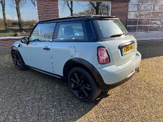 Voiture accidenté Mini Cooper 1.6 90kw Business Line 2013/5