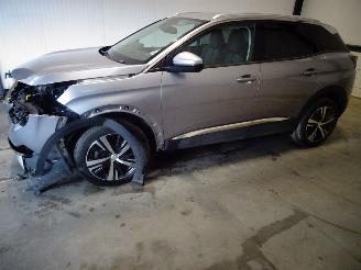 disassembly passenger cars Peugeot 3008 1.2 THP 2019/4