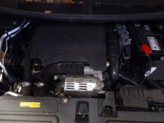 Opel Grandland 1.2 TURBO picture 5