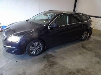Peugeot 308 SW 1.6 BLEU HDI picture 3