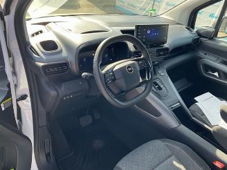 Opel Combo 1.5 Life picture 16