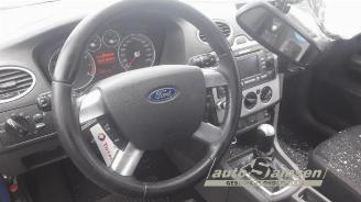 Ford Focus Focus 2 Wagon, Combi, 2004 / 2012 1.8 16V picture 3