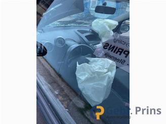 Peugeot 107 107, Hatchback, 2005 / 2014 1.0 12V picture 3