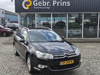 Auto incidentate Citroën C5 3.0 HDiF V6 24V Combi/o  Diesel 2.992cc 177kW (241pk) FWD 2009/9