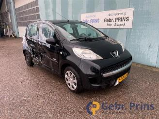 Peugeot 107 107, Hatchback, 2005 / 2014 1.0 12V picture 3