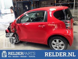 Toyota iQ iQ, Hatchback 3-drs, 2009 / 2015 1.0 12V VVT-i picture 2