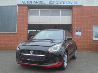 Unfallwagen Suzuki Swift Comfort Smart Hybrid, Airco, Cruise control, Brake assist 2023/10