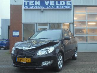 Unfallwagen Skoda Fabia Combi 1.2 TDI Greenline, Airco, Cruise control 2011/1