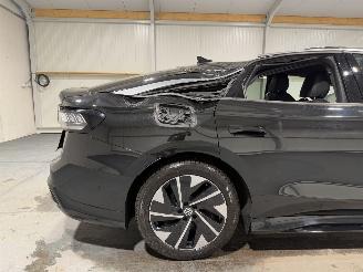 Volkswagen ID.7 77kWh Pro 210kW Business picture 14