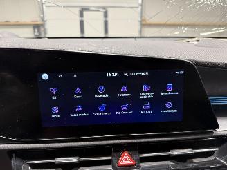 Kia Niro 64.8kWh DynamicLine 150kW Automaat picture 35