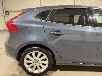 Volvo V-40 2.0 D2 88kW Automaat Kinetic picture 19