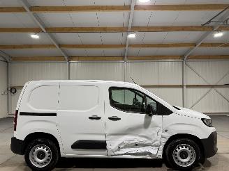 skadebil bedrijf Opel Combo 1.5BlueHDI 75kW Airco Camera 2024/7