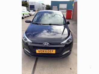 Auto da rottamare Hyundai I-20 i20 (GBB), Hatchback, 2014 / 2020 1.0 T-GDI 100 12V 2018/6