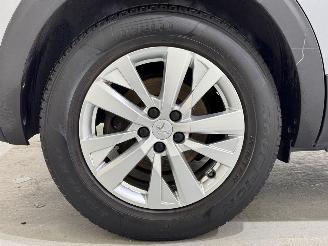 Peugeot 5008 1.2 PureTech 130 Executive 7-Pers. picture 35