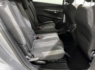 Peugeot 5008 1.2 PureTech 130 Executive 7-Pers. picture 28