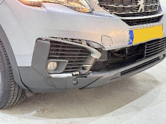 Peugeot 5008 1.2 PureTech 130 Executive 7-Pers. picture 8