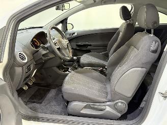 Opel Corsa 1.2 Bi-fuel Color Edition picture 21