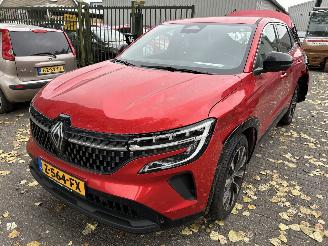 damaged passenger cars Renault Austral 1.2 E-Tech  Hybrid  Automaat 2024/3