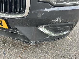 Volvo V-60 2.0 D 3  Momentum picture 2