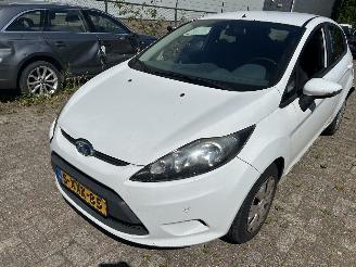 Voiture accidenté Ford Fiesta 1.6 TDCI 2010/10