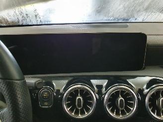 Mercedes Cla-klasse 118 CLA220 Shooting Brake picture 10