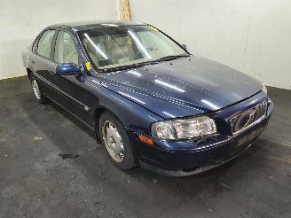 Coche siniestrado Volvo S-80  2003/1
