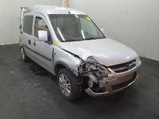 Vrakbiler auto Opel Combo 1.3 CDTI Base 2010/4