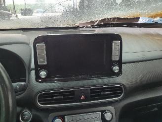 Hyundai Kona SX2 EV Premium 64kWh picture 8