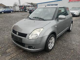 Démontage voiture Suzuki Swift Grijs ZCD Onderdelen Deur Motorkap 2006/1