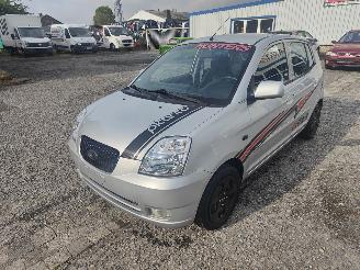Vrakbiler auto Kia Picanto 1.0 Zilver S3 Onderdelen G4HE Motor 2004/7