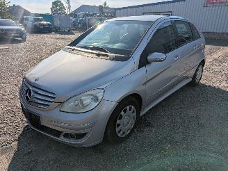 Autoverwertung Mercedes B-klasse 200 245 2006/11
