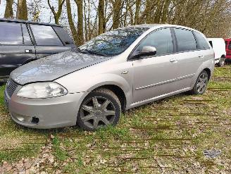 Dezmembrări autoturisme Fiat Croma 2.2-16V Emotion 2006/4