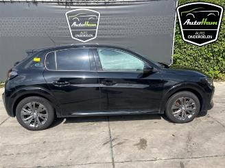 Vrakbiler auto Peugeot 208 208 II (UB/UH/UP), Hatchback 5-drs, 2019 e-208 50 kWh 2022/9