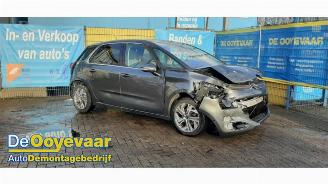 Salvage car Citroën C4-picasso C4 Picasso (3D/3E), MPV, 2013 / 2018 1.2 12V PureTech 130 2015/9