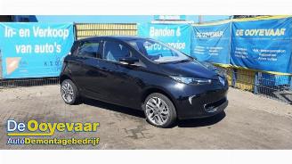Vrakbiler auto Renault Zoé Zoe (AG), Hatchback 5-drs, 2012 46kW 2013/6