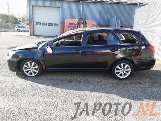 Toyota Avensis Avensis Wagon (T25/B1E), Combi, 2003 / 2008 2.0 16V D-4D-F picture 2