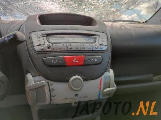 Toyota Aygo Aygo (B10), Hatchback, 2005 / 2014 1.0 12V VVT-i picture 12