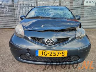 Toyota Aygo Aygo (B10), Hatchback, 2005 / 2014 1.0 12V VVT-i picture 8