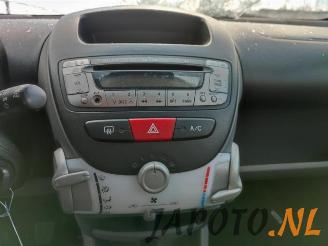 Toyota Aygo Aygo (B10), Hatchback, 2005 / 2014 1.0 12V VVT-i picture 12