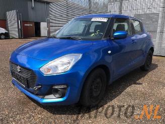 Auto da rottamare Suzuki Swift Swift (ZC/ZD), Hatchback 5-drs, 2017 1.2 Dual Jet 16V 2018/9