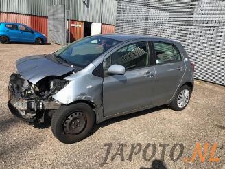 Uttjänta bilar auto Toyota Yaris Yaris II (P9), Hatchback, 2005 / 2014 1.3 16V VVT-i 2007/1