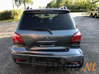 Mitsubishi Outlander Outlander (CU), SUV, 2001 / 2007 2.0 16V 4x2 picture 4