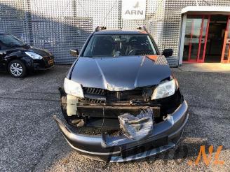 Mitsubishi Outlander Outlander (CU), SUV, 2001 / 2007 2.0 16V 4x2 picture 8