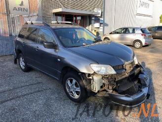 Mitsubishi Outlander Outlander (CU), SUV, 2001 / 2007 2.0 16V 4x2 picture 7