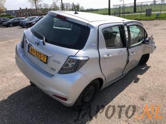 Toyota Yaris Yaris III (P13), Hatchback, 2010 / 2020 1.5 16V Hybrid picture 5