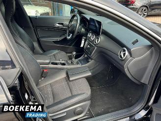 Mercedes Cla-klasse 200 Ambition 156PK Widescreen Stoelverw. Navigatie picture 18