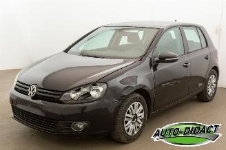 Schade camper Volkswagen Golf 1.4 TSI 90KW 2011/8