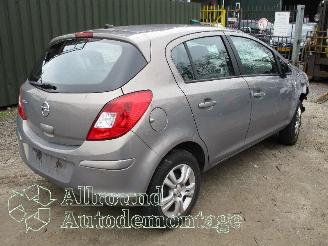 Opel Corsa Corsa D Hatchback 1.4 16V Twinport (A14XER(Euro 5)) [74kW]  (12-2009/0=
8-2014) picture 3