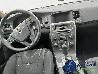 Volvo S-60 S60 II (FS), Sedan, 2010 / 2018 1.6 T4 16V picture 13